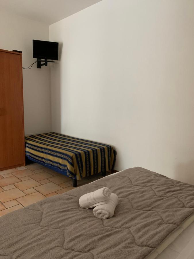 Hotel Lory Ficarolo Exteriér fotografie